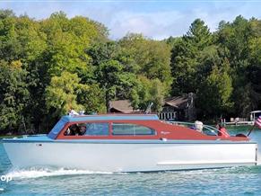 Higgins Deluxe Sedan Cruiser