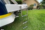Regal Commodore 2665 - Swim Ladder ( Stern )