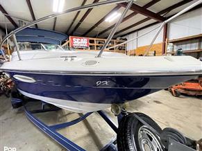 Sea Ray 240 Overnighter