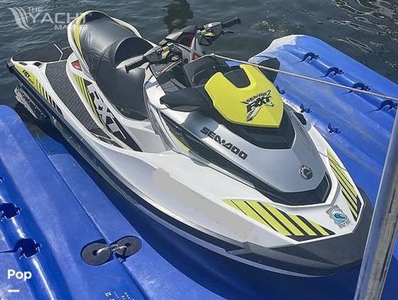 Sea-Doo RXT-300 HO - 2017 Sea-Doo RXT-300 HO - Photo #1