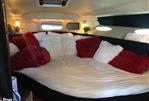 Sea Ray 330 Sundancer - Forward Berth