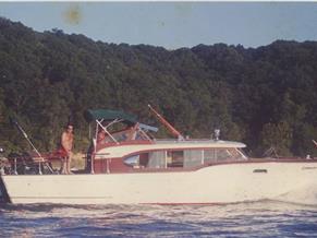 Chris-Craft Constellation