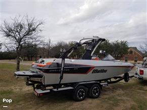 Malibu 22 MXZ Wakesetter