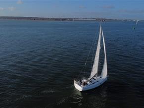 Hanse 348