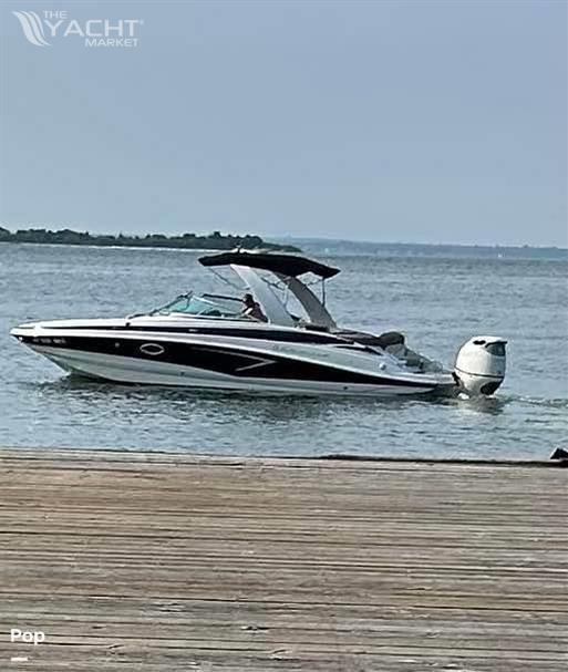 Crownline e280xs - On The Water