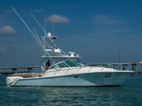 SeaVee 43 Express