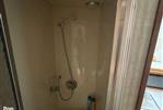 Viking 43 Double Cabin Motoryacht - Forward Shower
