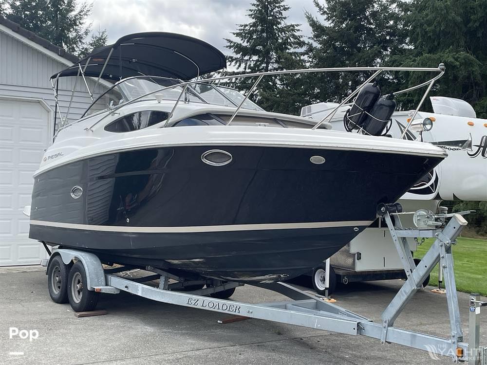 Regal 2565 Window Express - Trailered and Ready to Go!