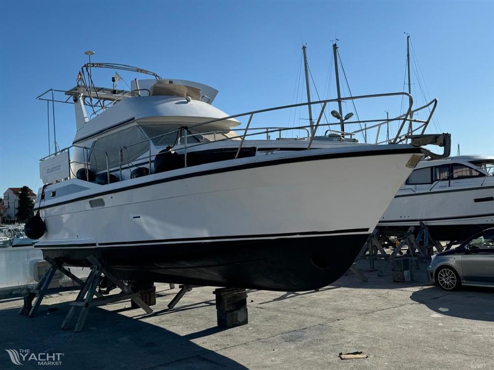 Atlantic 37 Fly Bridge