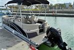 Harris Cruiser 230 - 150 HP Mercury Engine