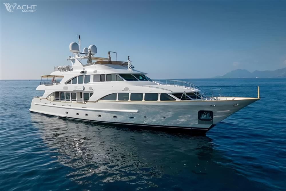 Benetti Classic 120 - Benetti Classic 120 (2009)