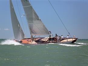 Spirit Yachts R74
