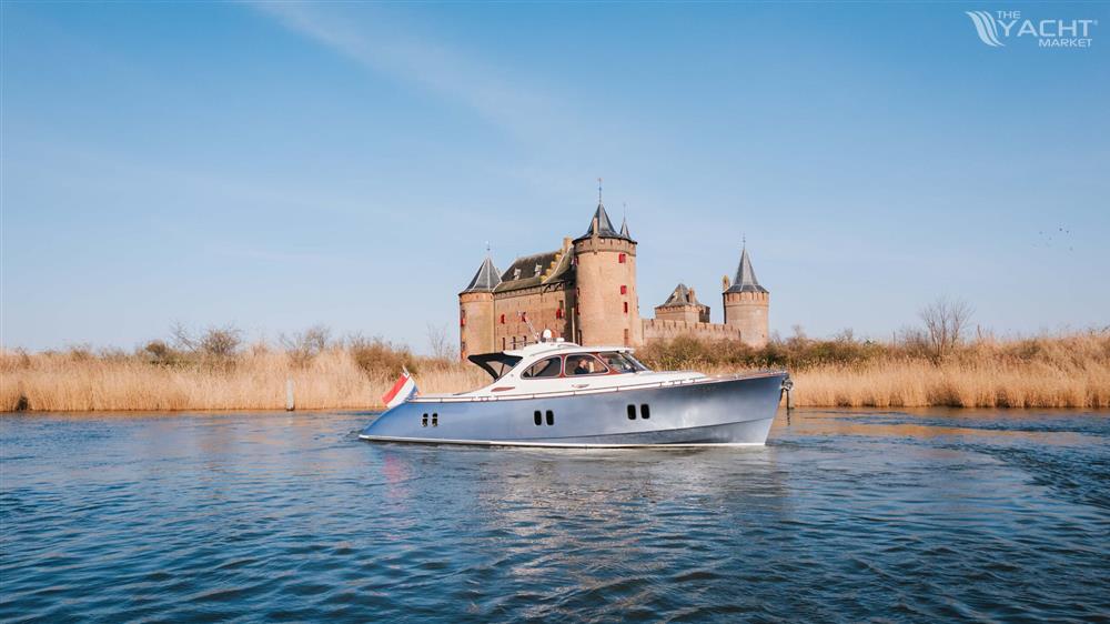 Zeelander Z44 - Zeelander-Z44-Sabbatical-motor-yacht-for-sale-exterior-image-Lengers-Yachts-11-scaled.jpg