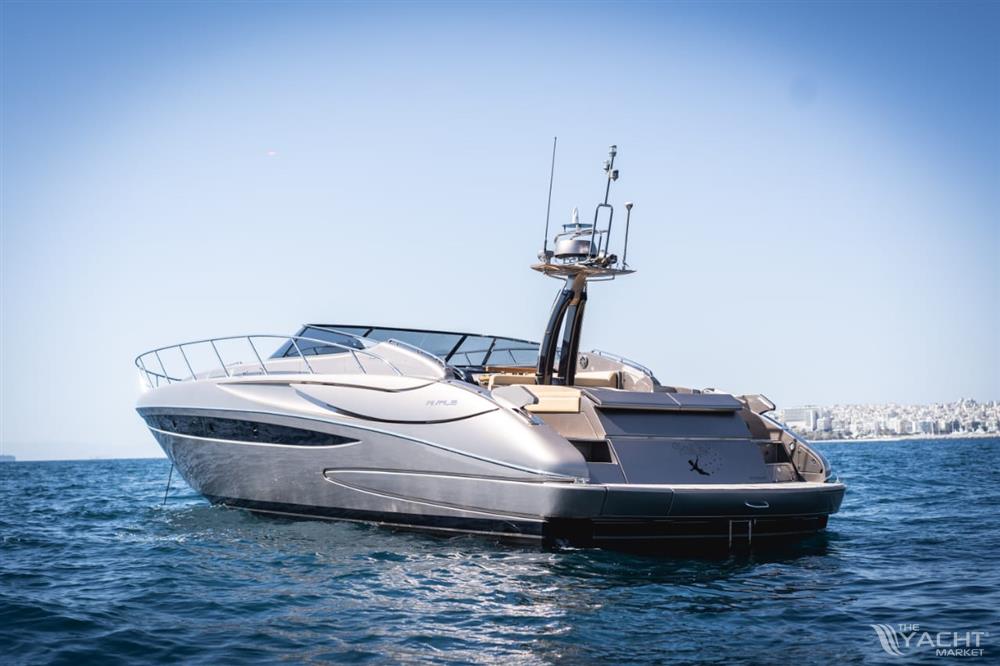 Riva Rivale 52