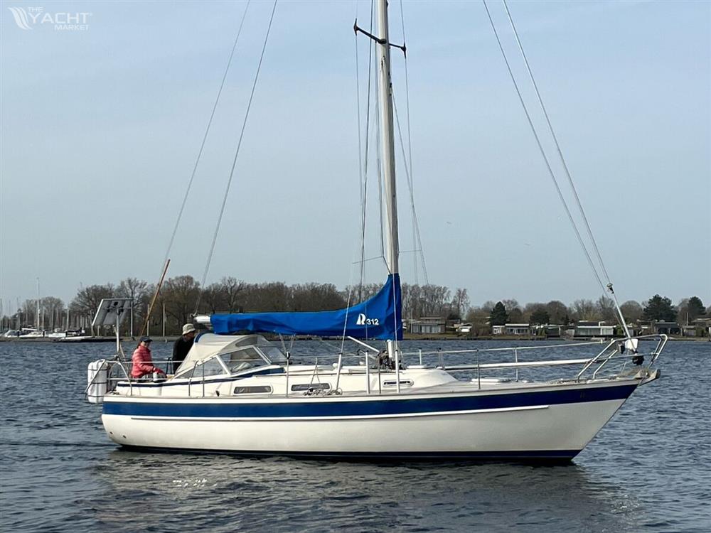 Hallberg Rassy 312