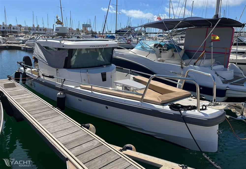 Axopar 28 Cabin - 0 - Main