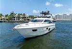 Ferretti Yachts 690