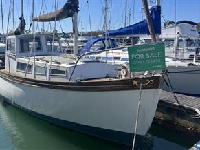 Custom Wooden Motor Yacht (Woodnutts)