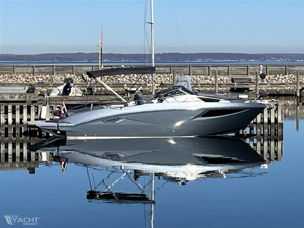 Cranchi E30 Endurance (2021) YDERLIGERE NEDSAT