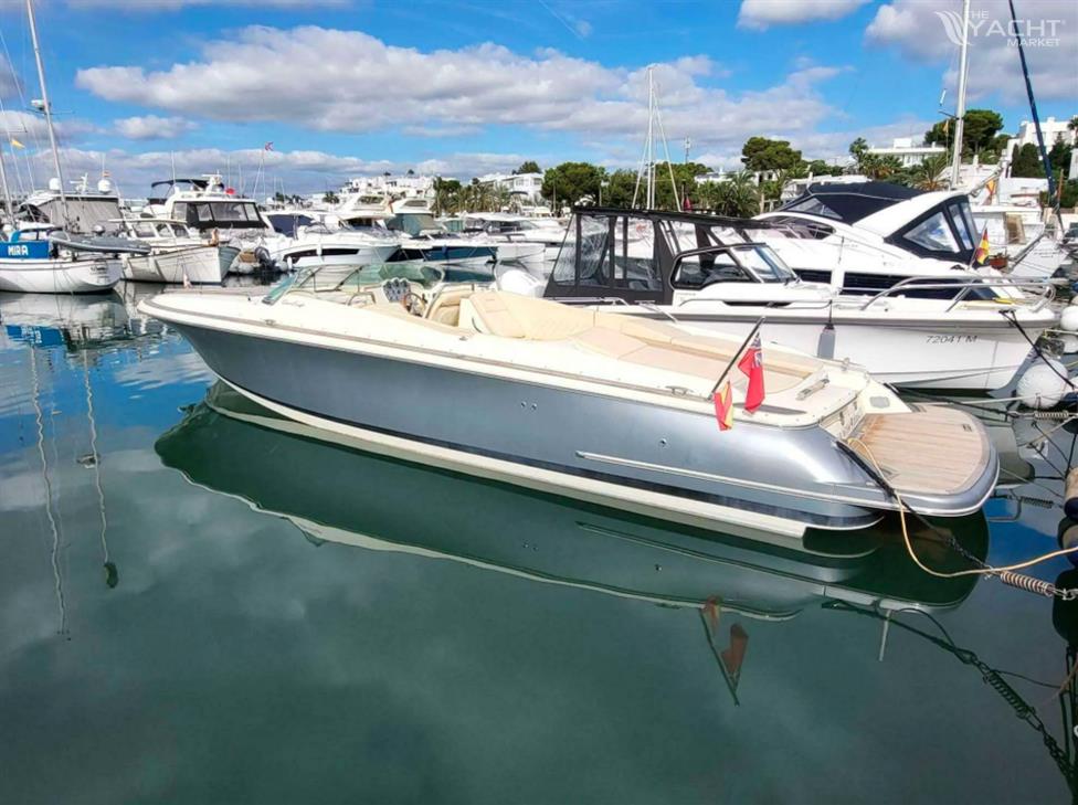 Chris Craft Corsair 32