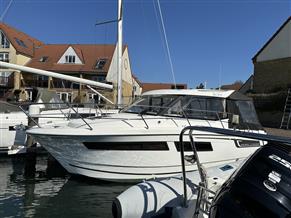 Jeanneau Merry Fisher 855