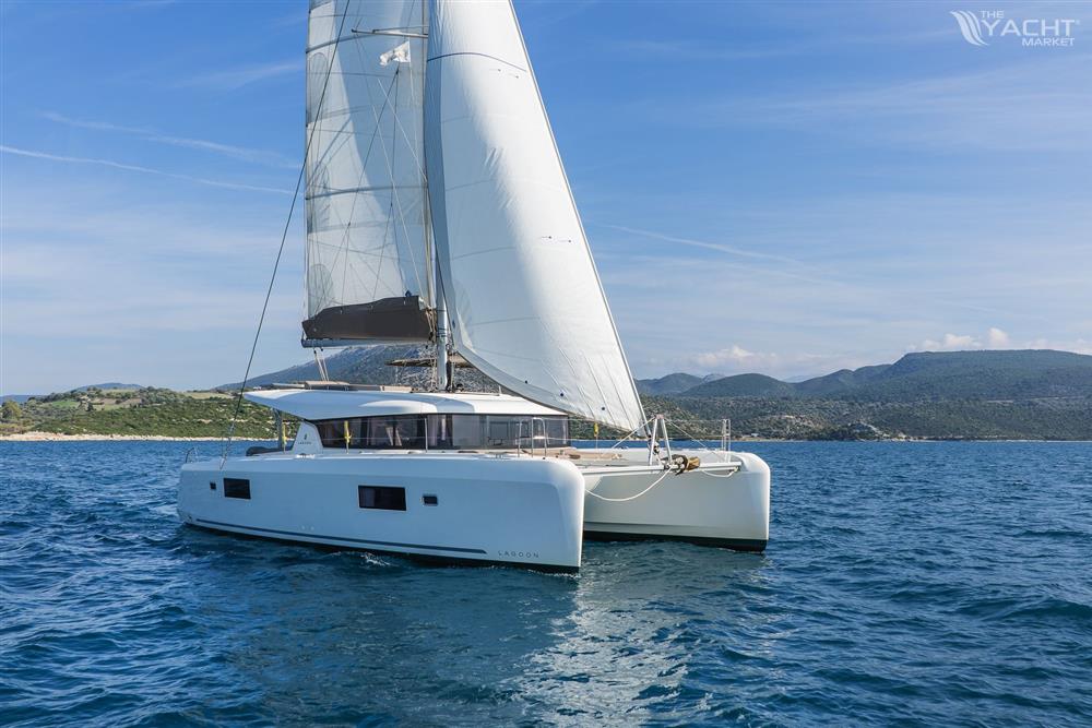 LAGOON 42