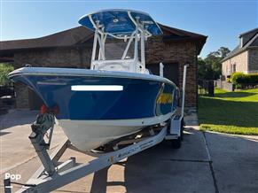 Sea Hunt Ultra 211