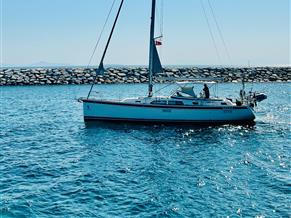 Hallberg-Rassy 44