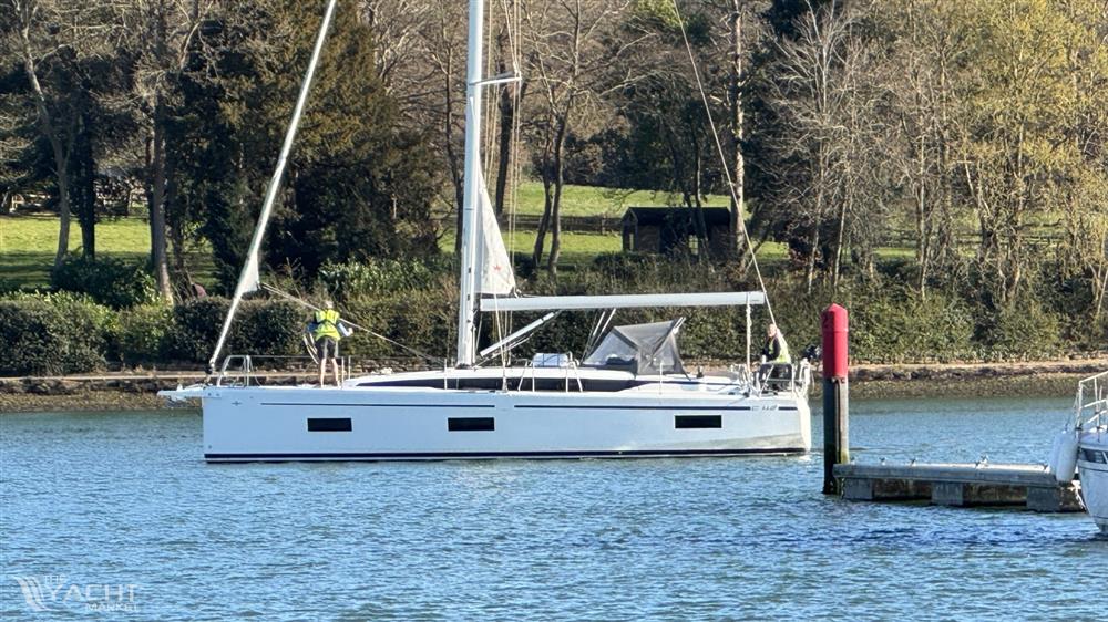 Bavaria C42 - 2023 Bavaria C42 1