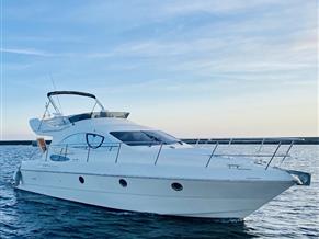 - Azimut 39