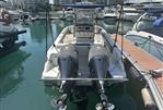Robalo R242 Centre Console
