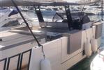 De Antonio Yachts D33