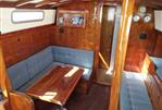 Classic Yacht Robertson 35