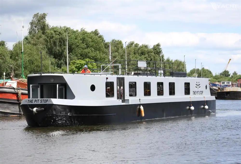 French &amp; Peel Widebeam