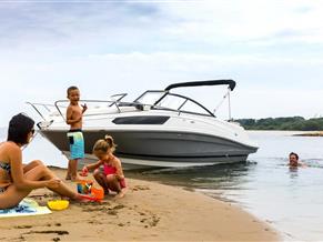 Bayliner VR5 Cuddy Outboard