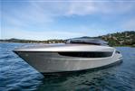 Riva 48 Dolceriva - Riva-48-Dolceriva-03-motor-yacht-for-sale-exterior-image-Lengers-Yachts-31-scaled.jpg