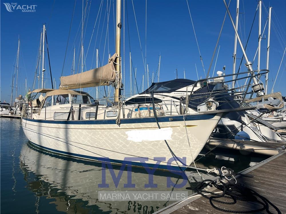 Hallberg Rassy RASMUS 35 - Hallberg Rassy Rasmus 35 (1)