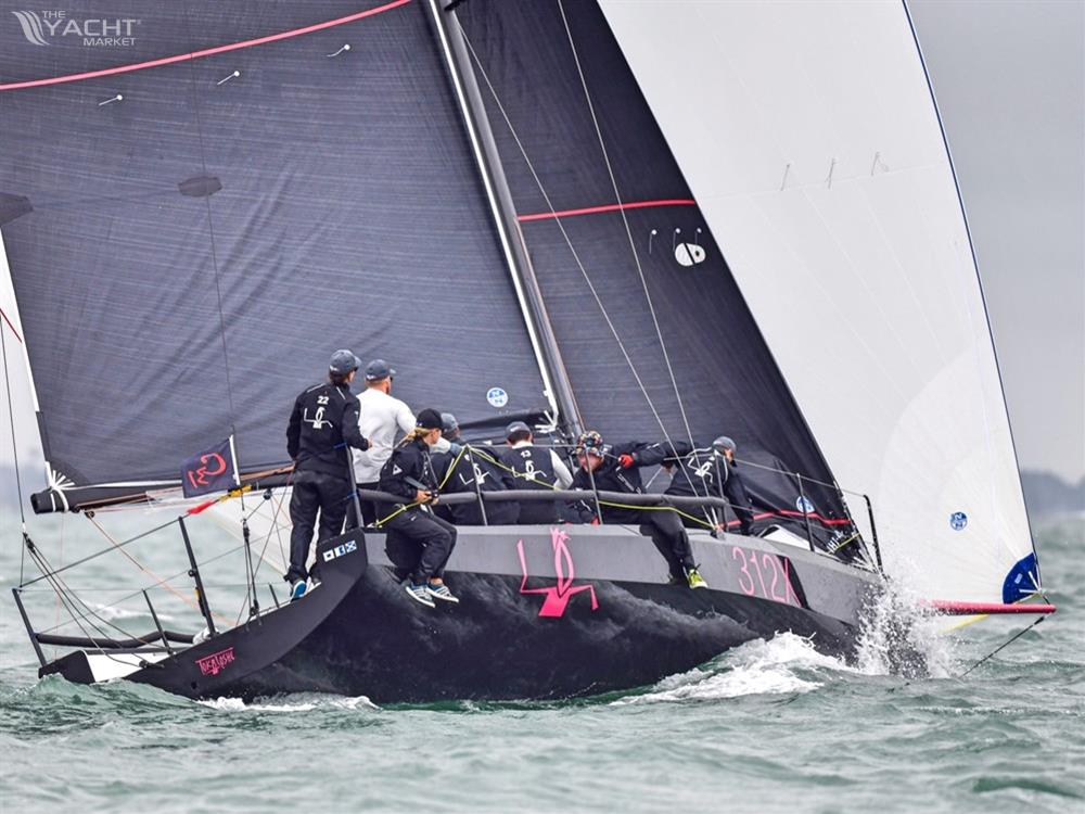 One Design Cape 31 - Default Image