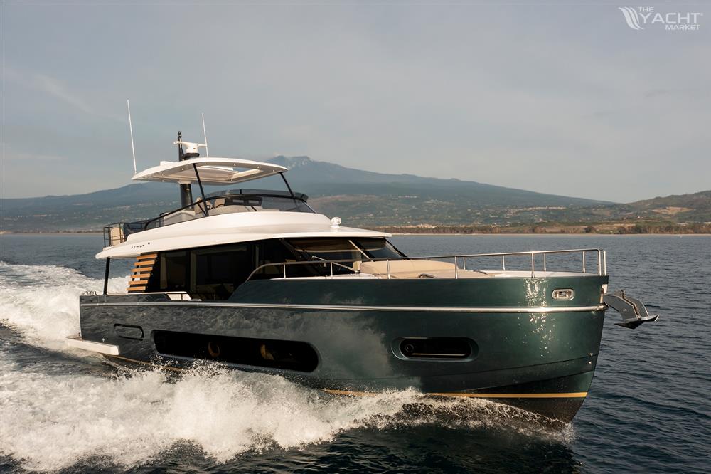 Azimut Yachts Magellano 60