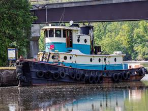 1940/1988 74' x 18' 500 hp Steel Model Bow Tug Boat