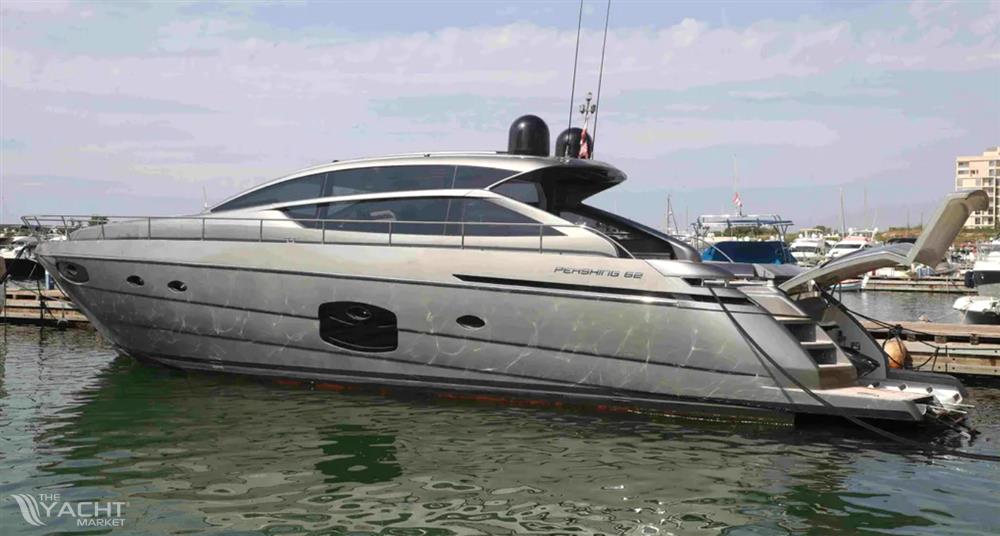 Pershing 62