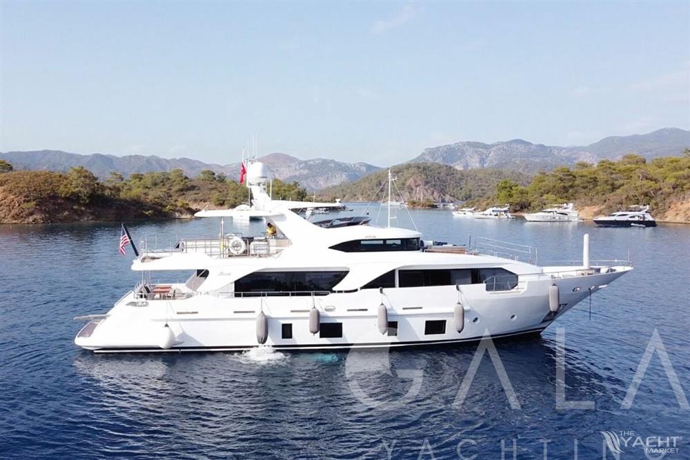 BENETTI Benetti Delfino 93