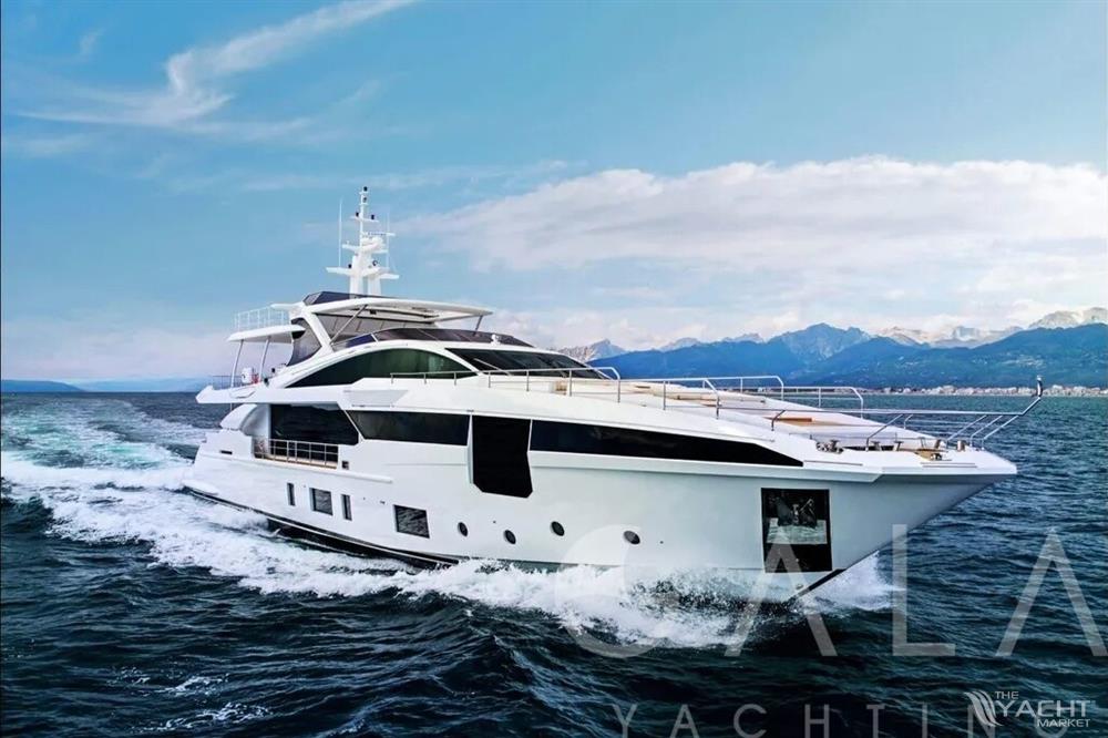 AZIMUT YACHTS Azimut GRANDE 35M