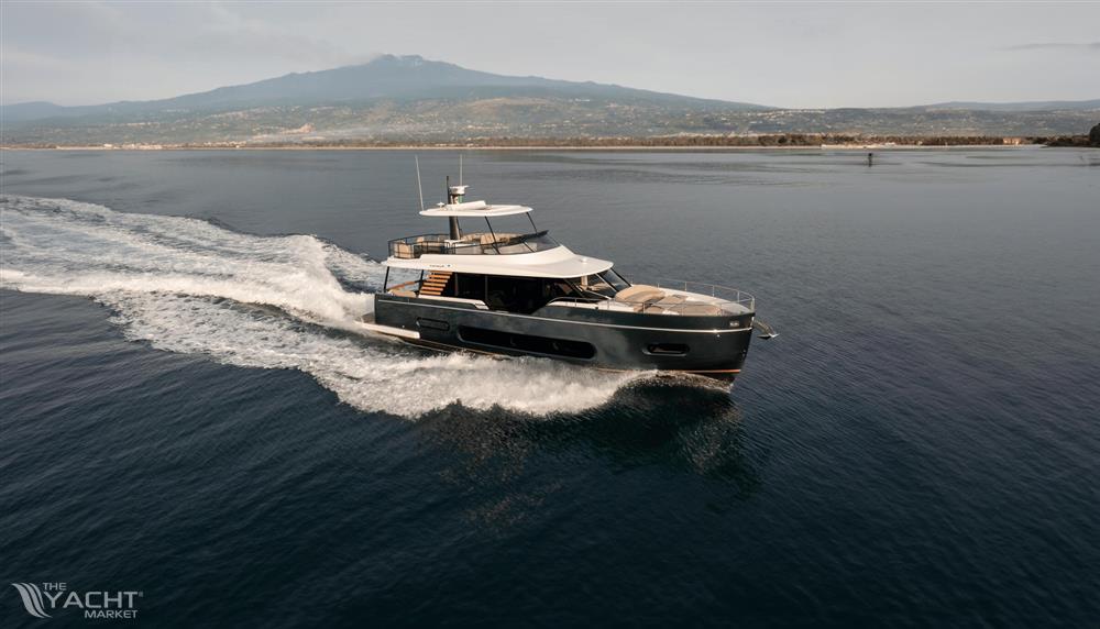 AZIMUT MAGELLANO 60