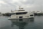 ABSOLUTE Navetta 52