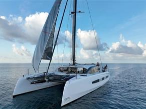 OUTREMER 55