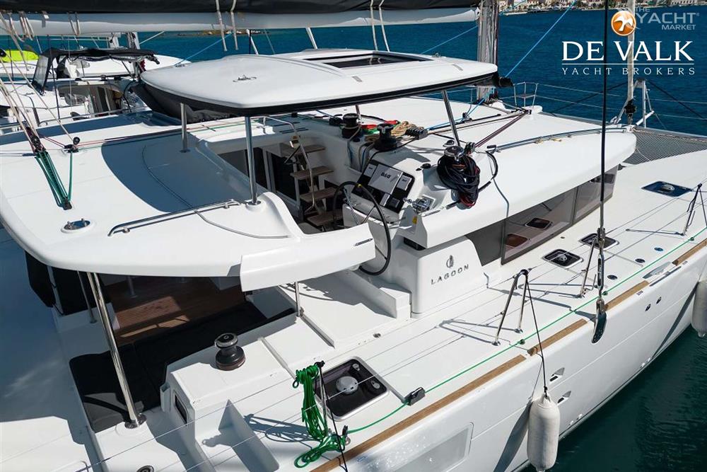 Lagoon 450 - Picture 1