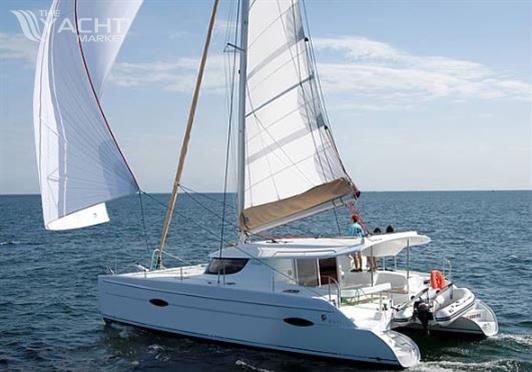 FOUNTAINE PAJOT LIPARI 41