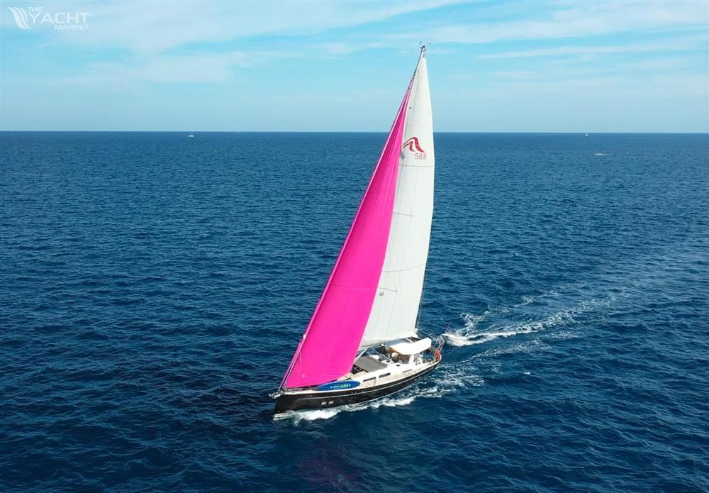 Hanse 588