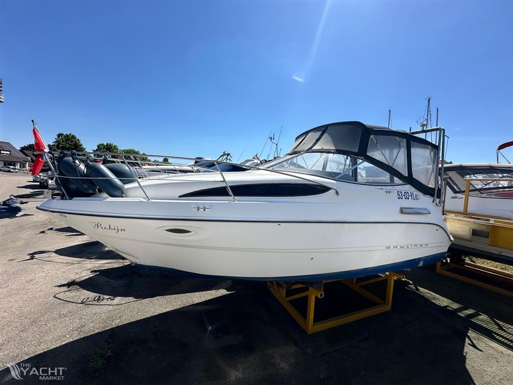 Bayliner 275